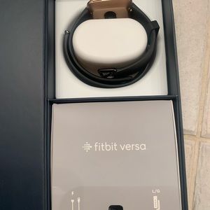 Fitbit Versa good condition